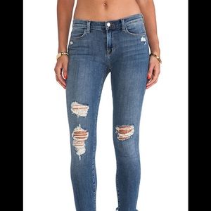 LIKE NEW J BRAND RIPPED SKINNY JEANS